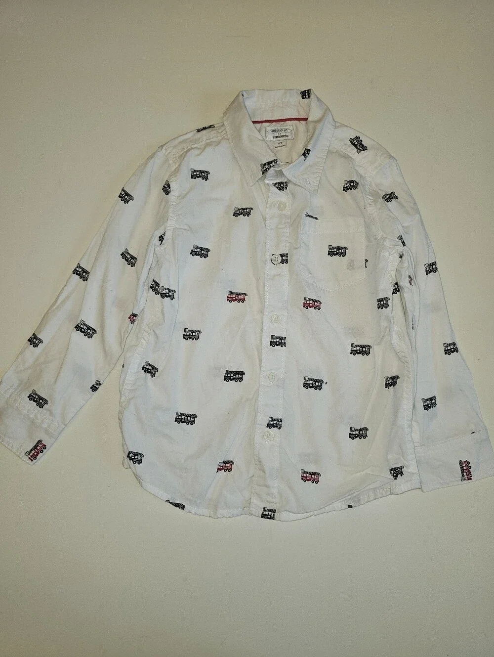 EUC | Size 4T | Gymboree | White Fire Truck Print Long-Sleeve Button-Down Shirt